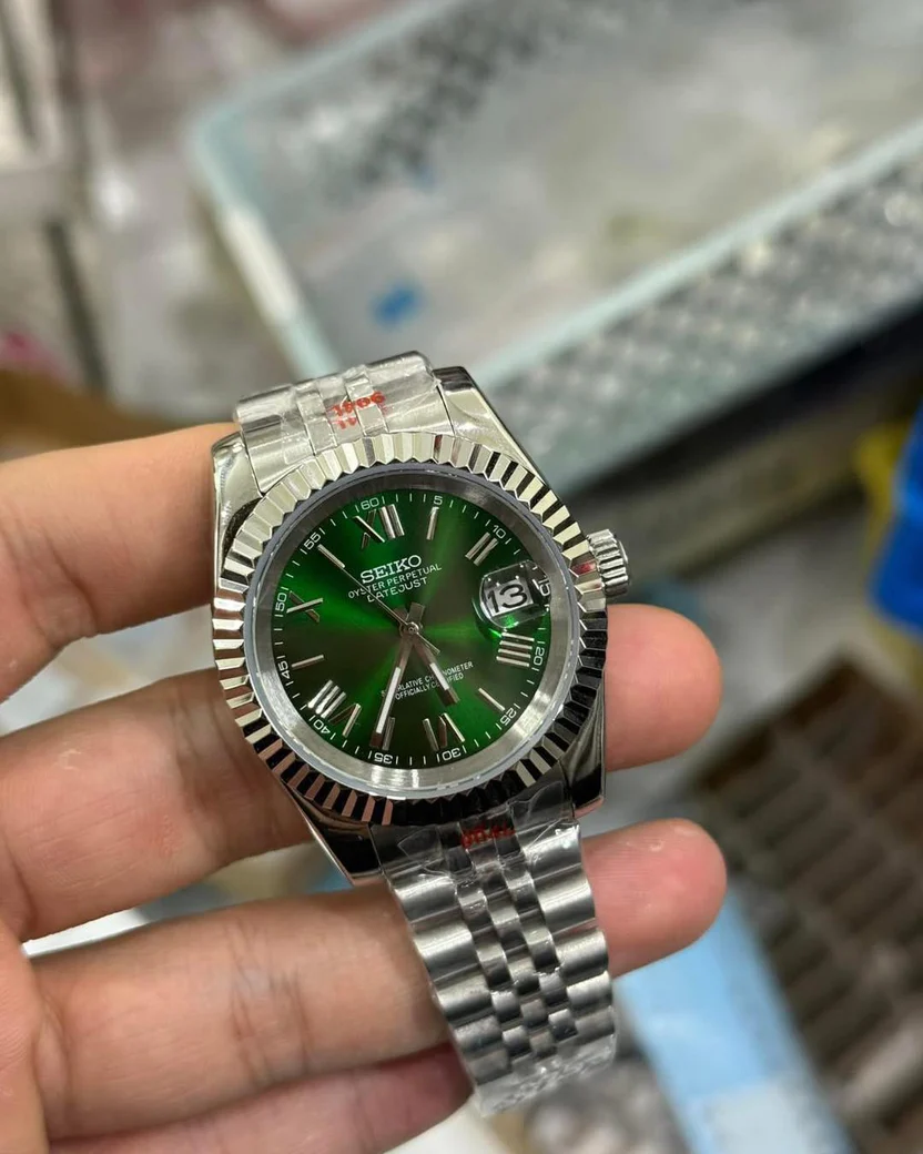 Seikjust | Roman Green