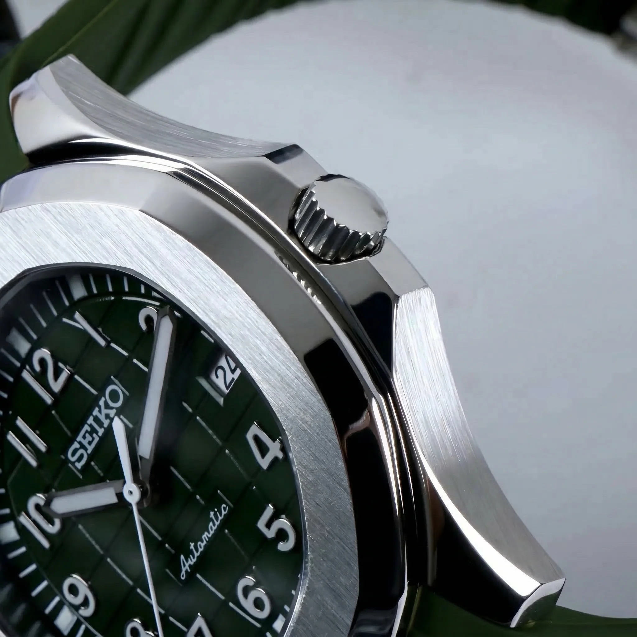 Seiknaut | Dark Green Rubber