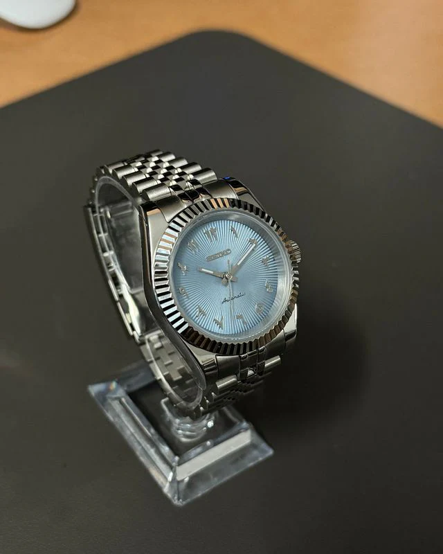 Seikjust | Arabic Light Blue