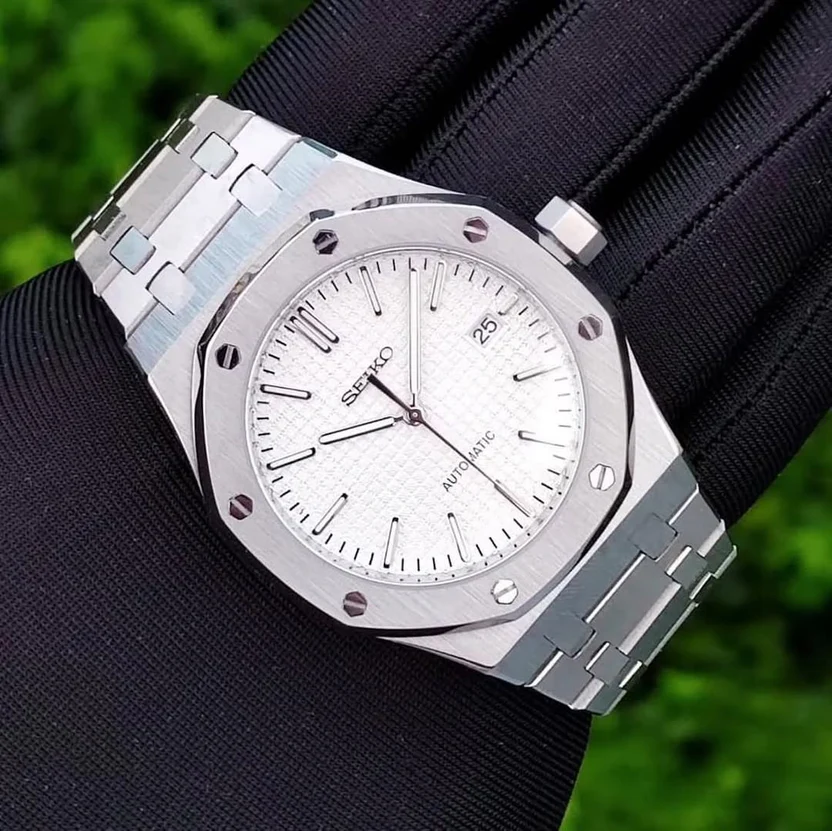 Royal Seikoak | White