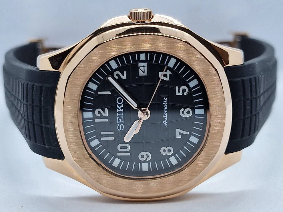 Seiknaut | Rose Gold Black